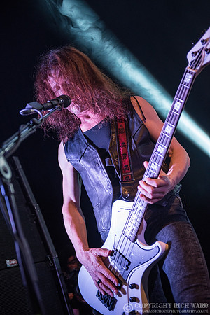Saxon