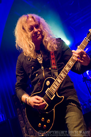 Saxon