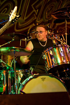 UFO Tribute with Pete Way