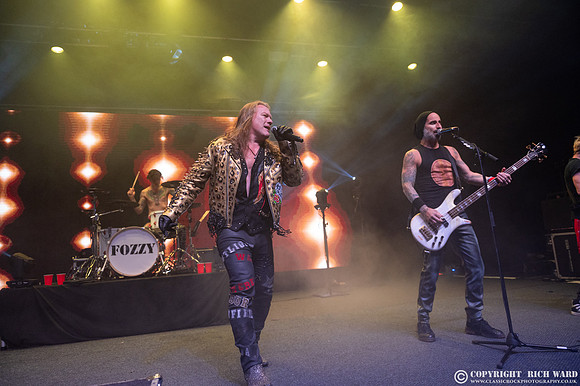 Fozzy