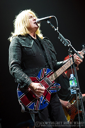 Joe Elliot's Down 'N' Outz