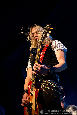 Black Stone Cherry