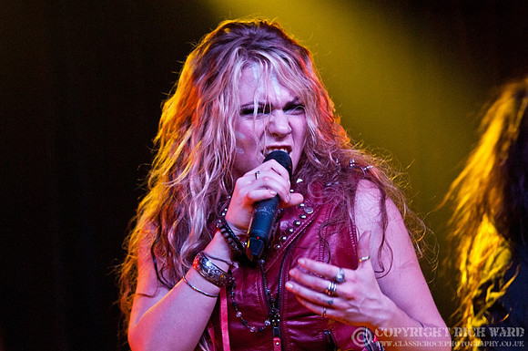Kobra & The Lotus