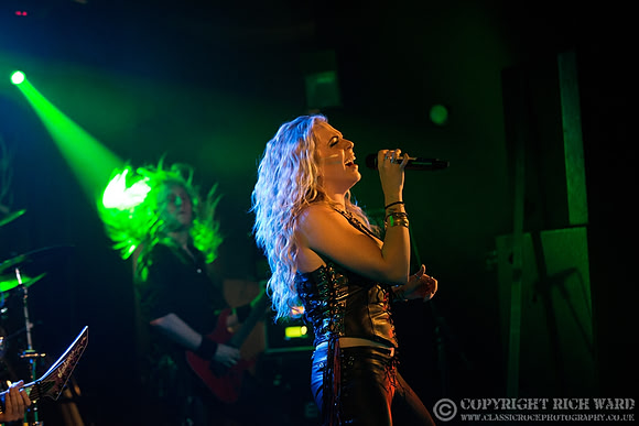 Kobra & The Lotus