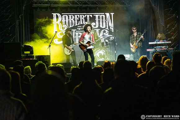 Robert Jon & The Wreck