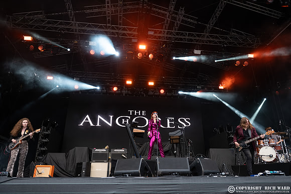 The Anchoress
