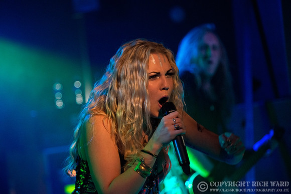 Kobra & The Lotus