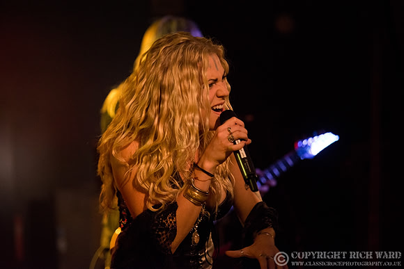 Kobra & The Lotus