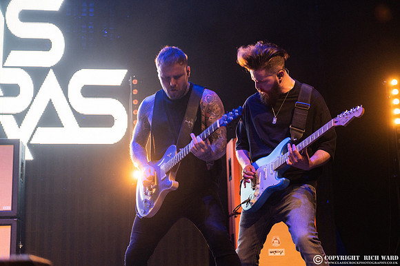 Kris Barras Band