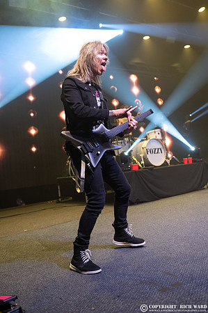 Fozzy