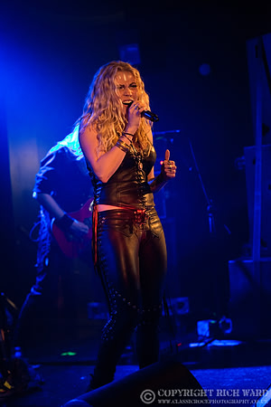 Kobra & The Lotus