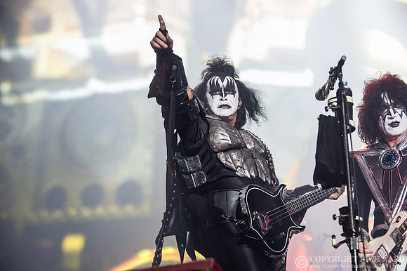 KISS