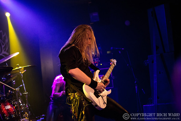 Kobra & The Lotus