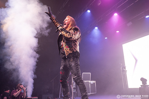 Fozzy